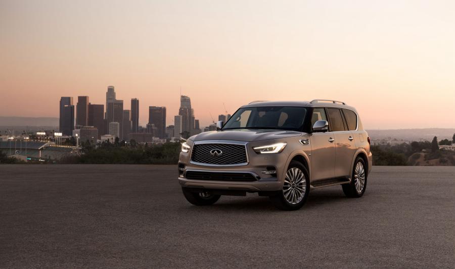  Infiniti QX80 5.6 2018 года  (фото 35 из 117)